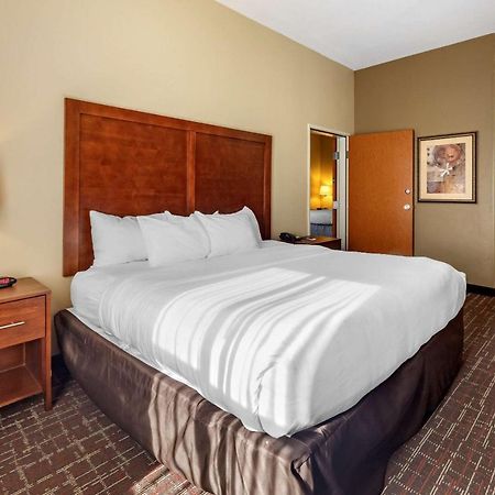 Comfort Inn & Suites Shawnee North Near I-40 Zewnętrze zdjęcie