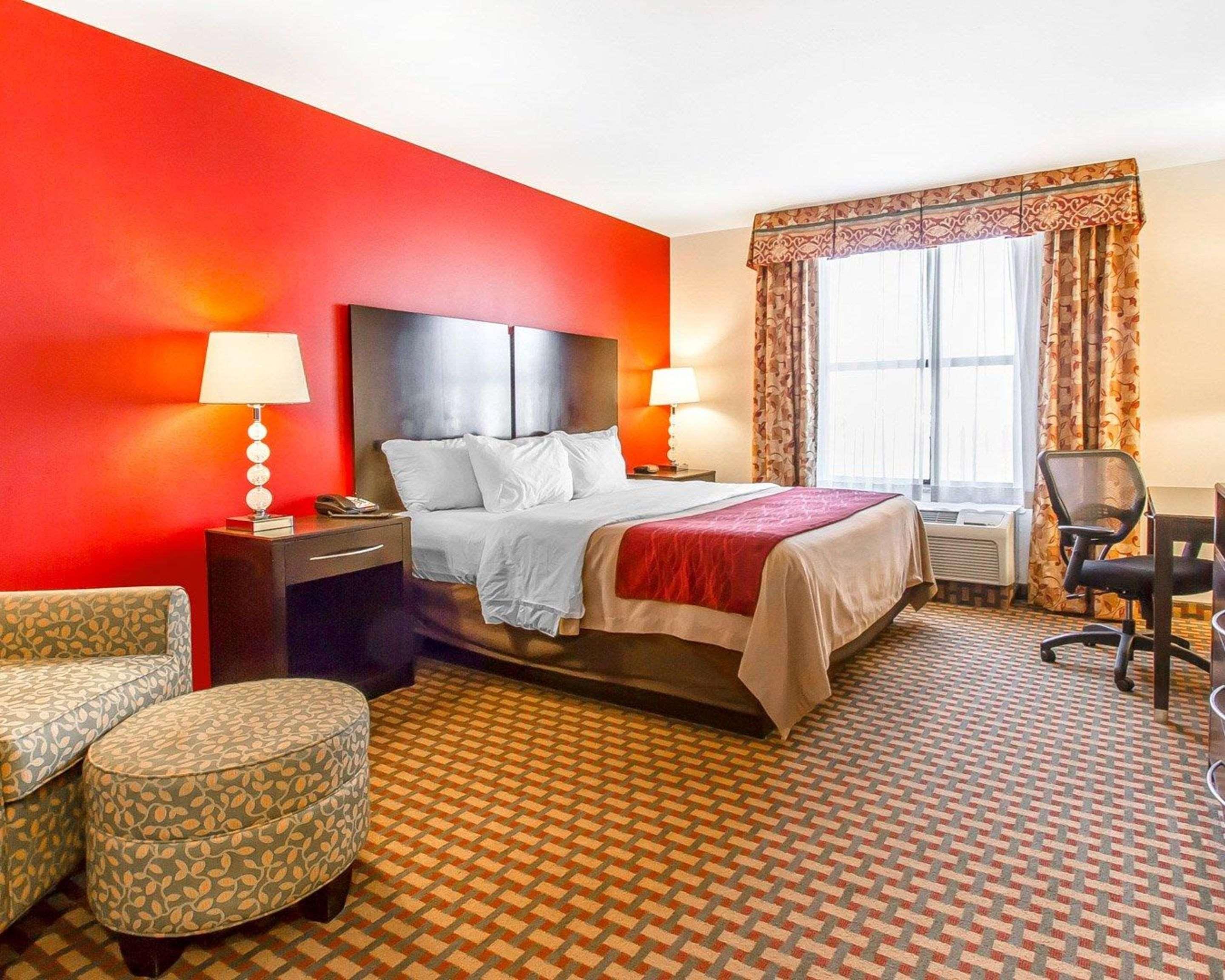 Comfort Inn & Suites Shawnee North Near I-40 Zewnętrze zdjęcie