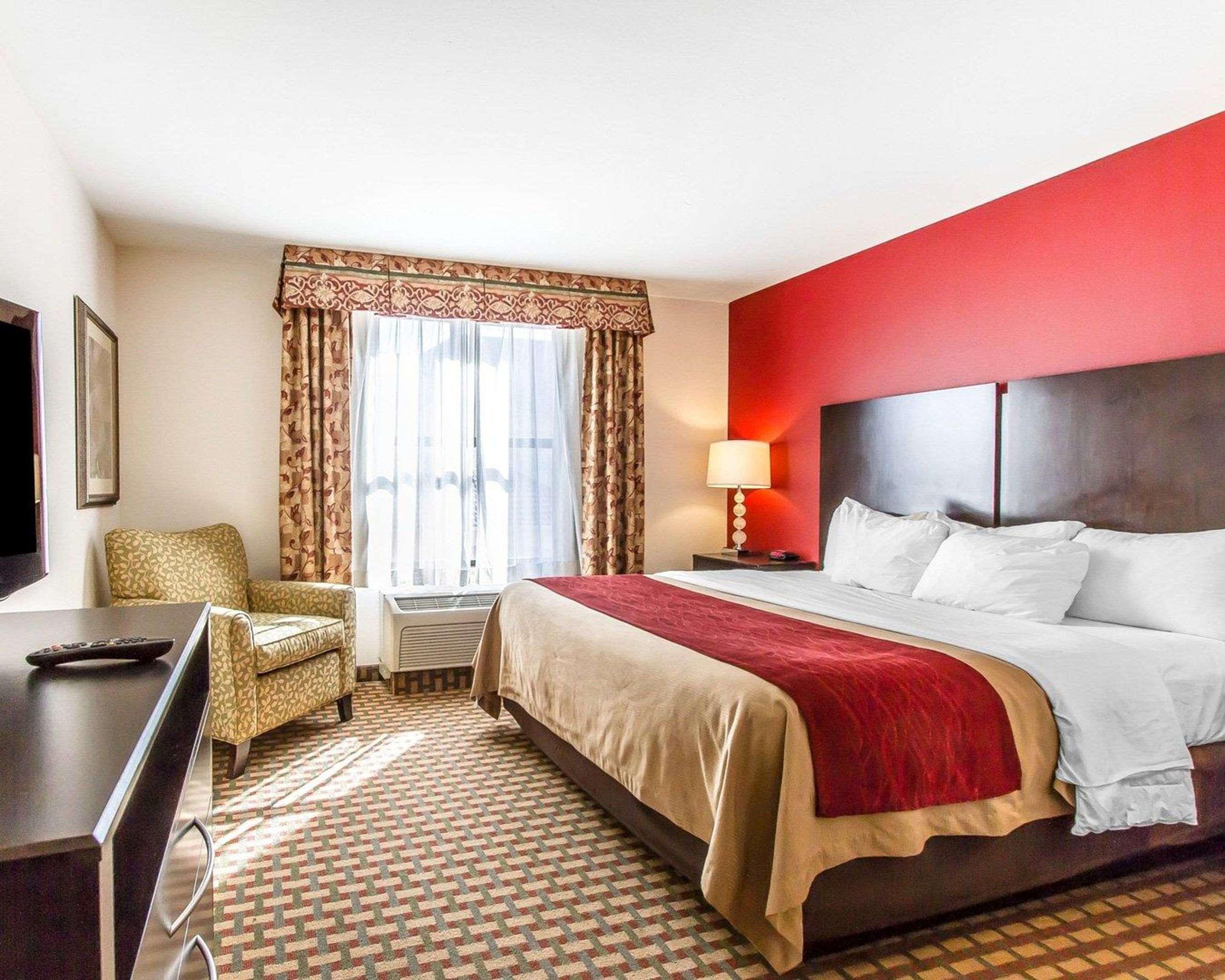 Comfort Inn & Suites Shawnee North Near I-40 Zewnętrze zdjęcie
