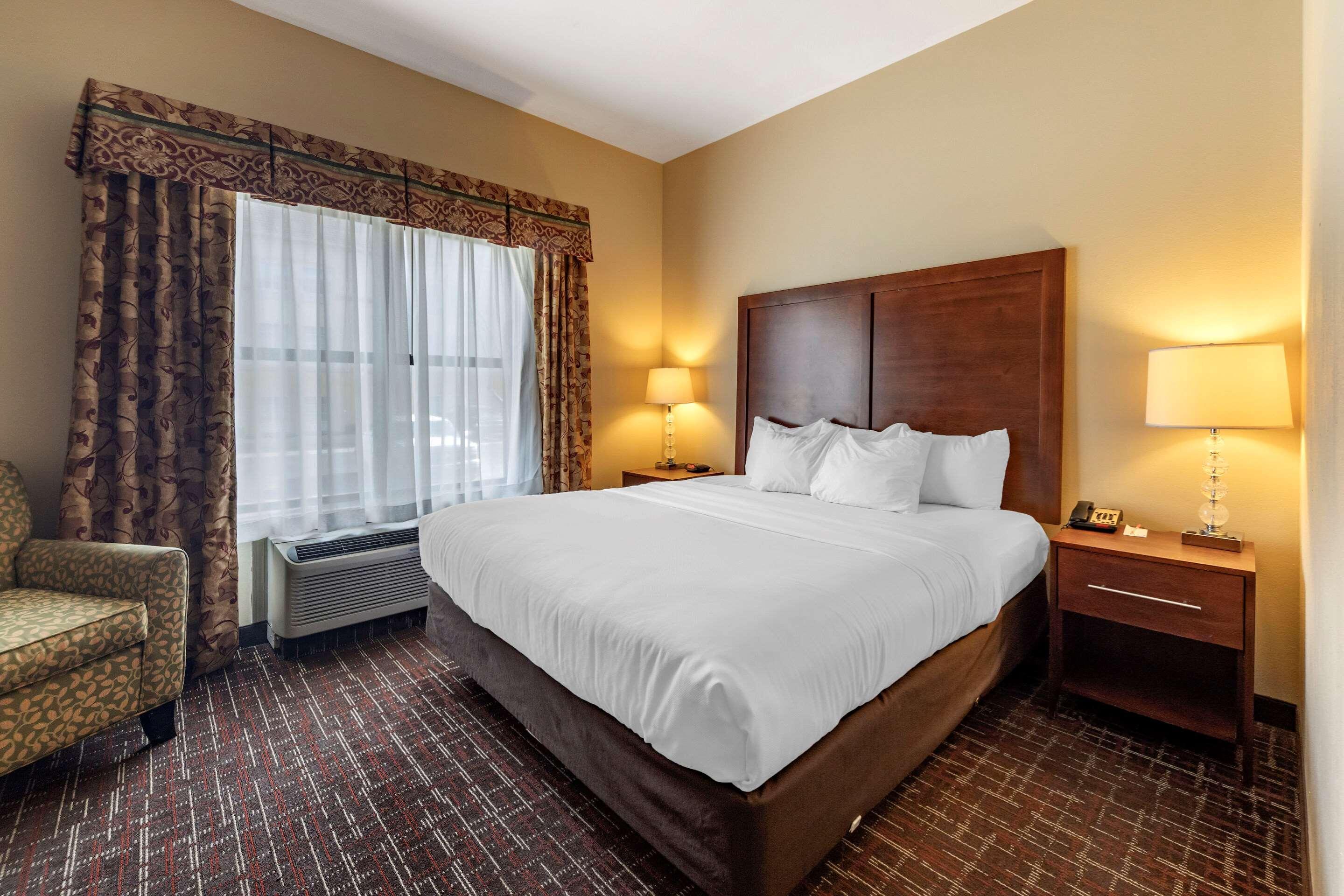Comfort Inn & Suites Shawnee North Near I-40 Zewnętrze zdjęcie