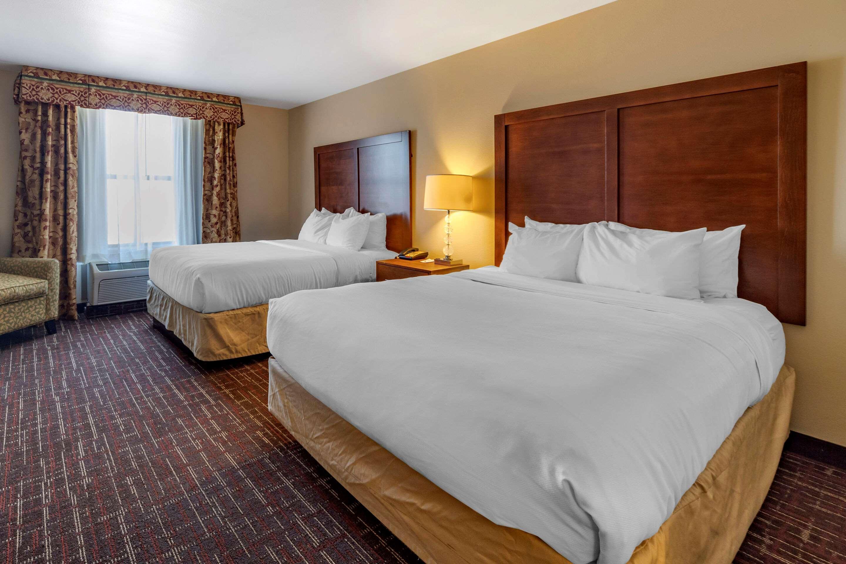Comfort Inn & Suites Shawnee North Near I-40 Zewnętrze zdjęcie