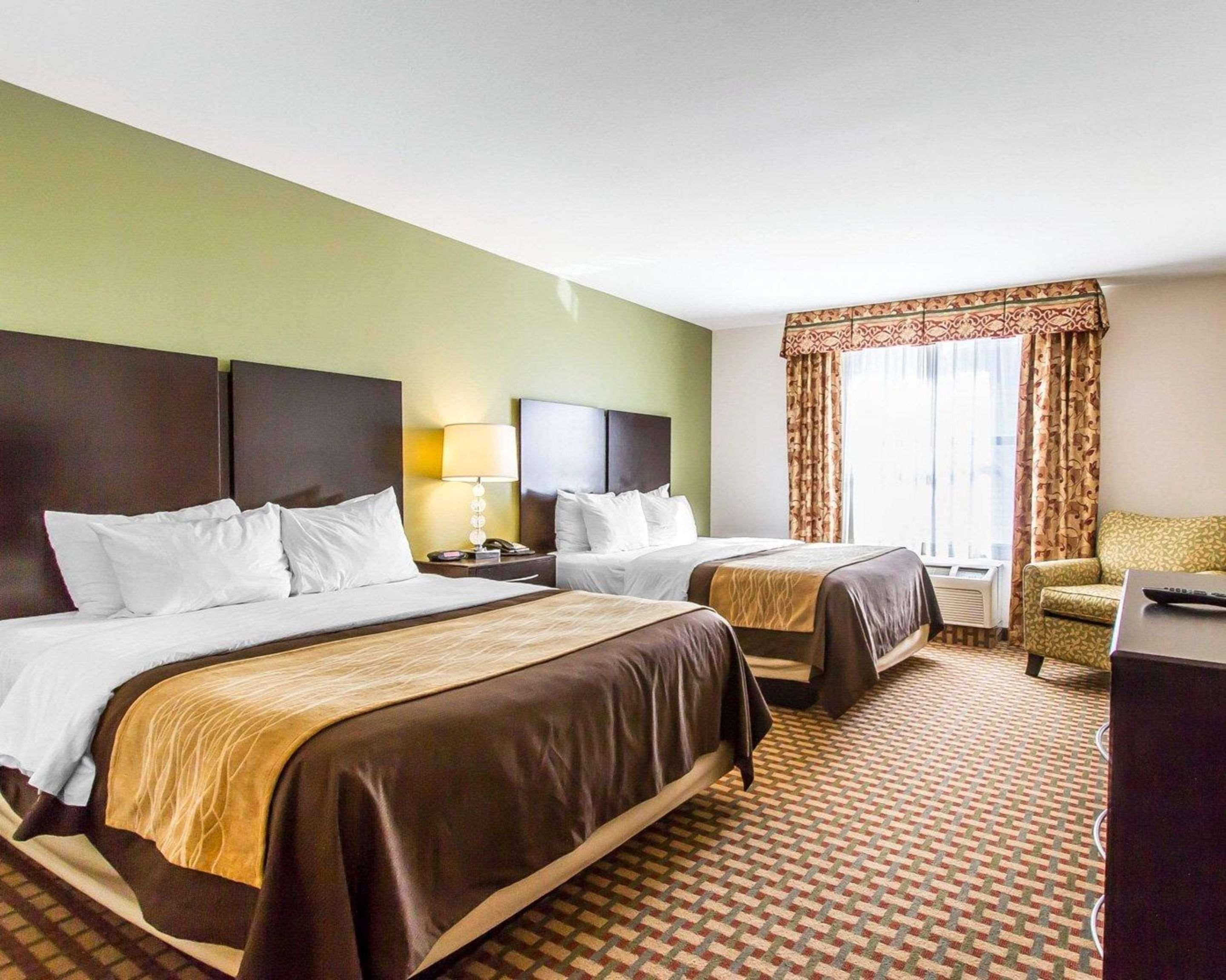 Comfort Inn & Suites Shawnee North Near I-40 Zewnętrze zdjęcie
